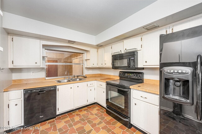 Photo - 4320 Beacon Ave