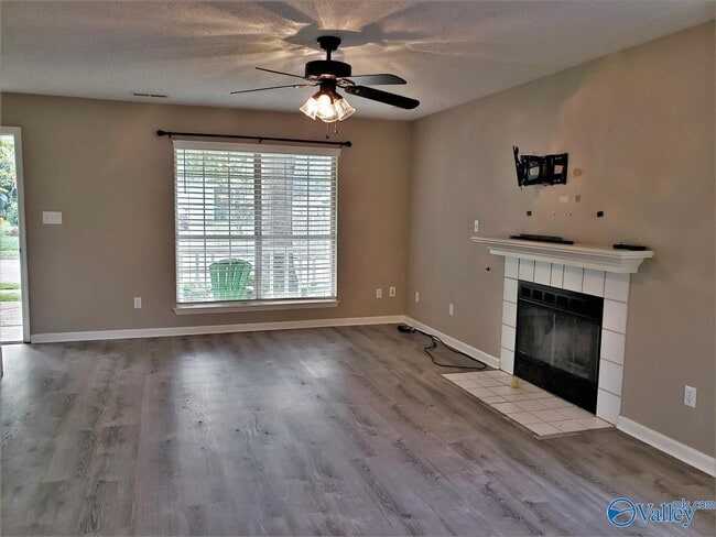 Photo - 110 SW Brushcreek Dr