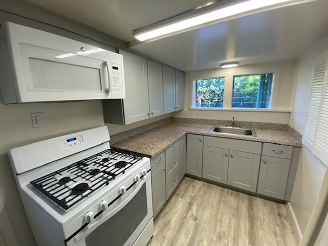 Photo - 245-249 Walnut Street Unit 245 Walnut St