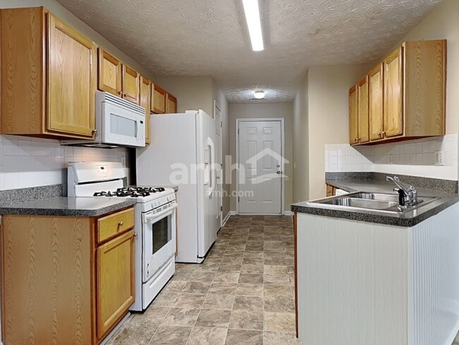 Photo - 1160 Hillary Ln