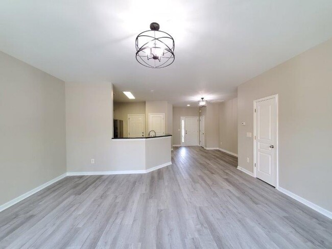 Photo - 1147 Kingston Grove Dr Townhome