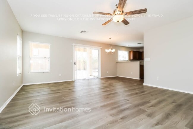 Photo - 718 S 223rd Dr