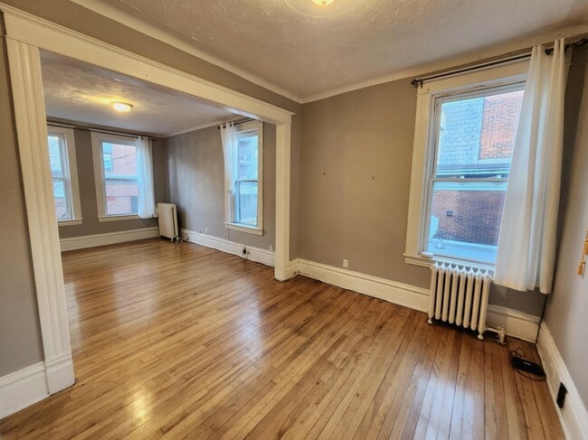 Photo - 242-242 Princess St Unit 242