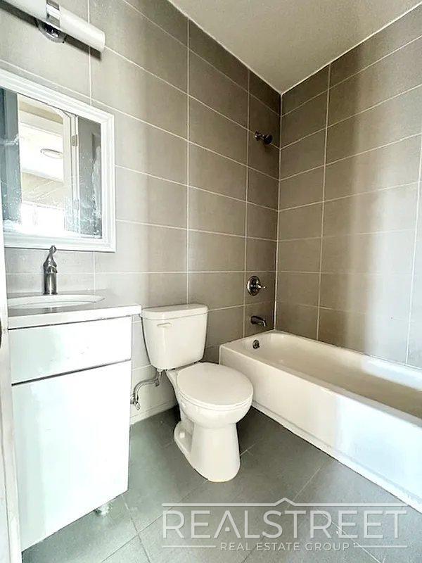 Photo - Park Avenue Unit 3