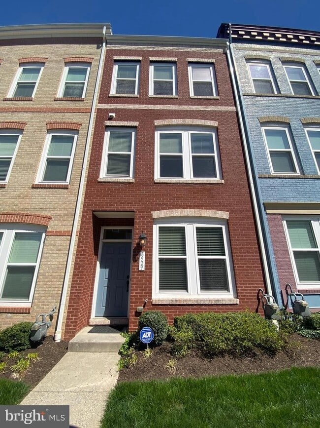 Building Photo - Come see what the Heart of Historic Manassas has to offer!