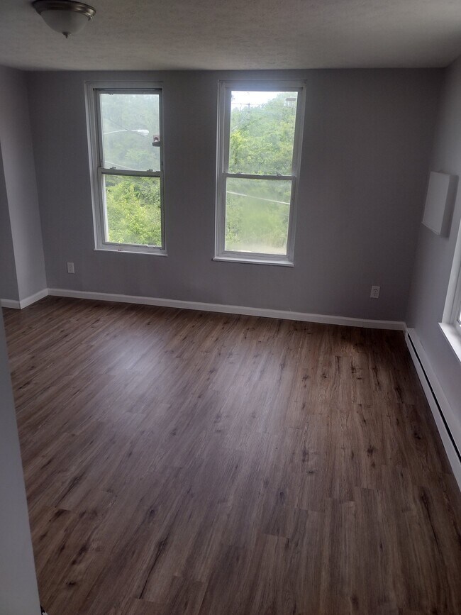 1611 Baltimore Ave Unit 20