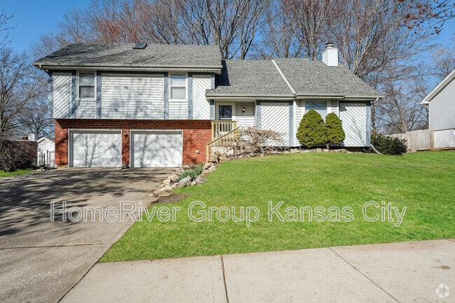 Building Photo - 3510 NE Stanton St Rental