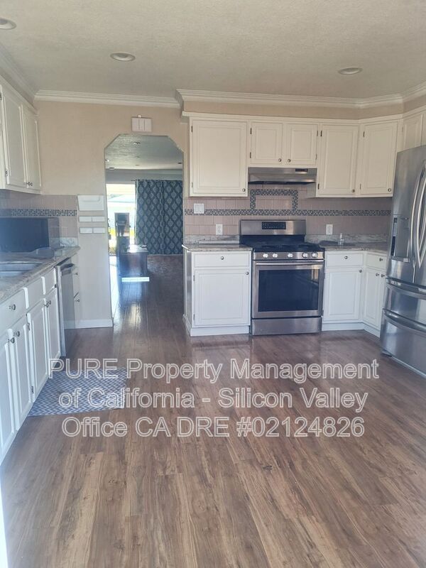 Photo - 4715 Nicolet Ave