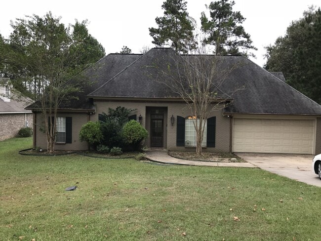 Building Photo - 90 Auburn Pl