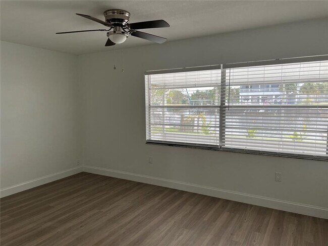 Photo - 3366 Minnow Creek Dr