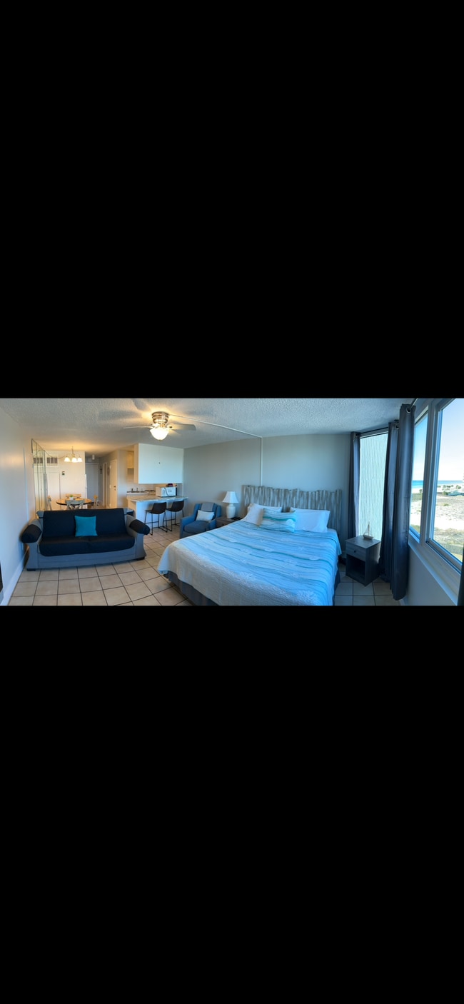 Photo - 8817 S Thomas Dr