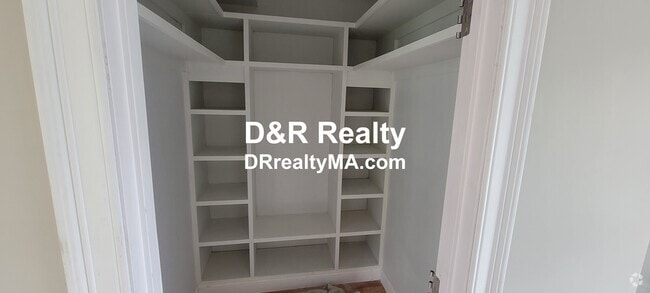 Building Photo - 628 Trapelo Rd Unit 1 Rental