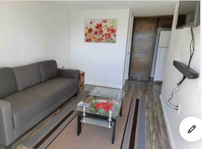 8041 Howard Dr Unit 2