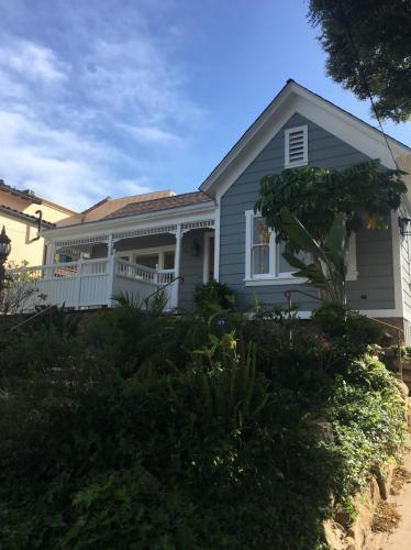 909 Laguna St Unit B
