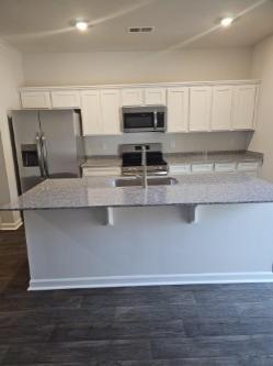 Photo - 102 Lowland Dr