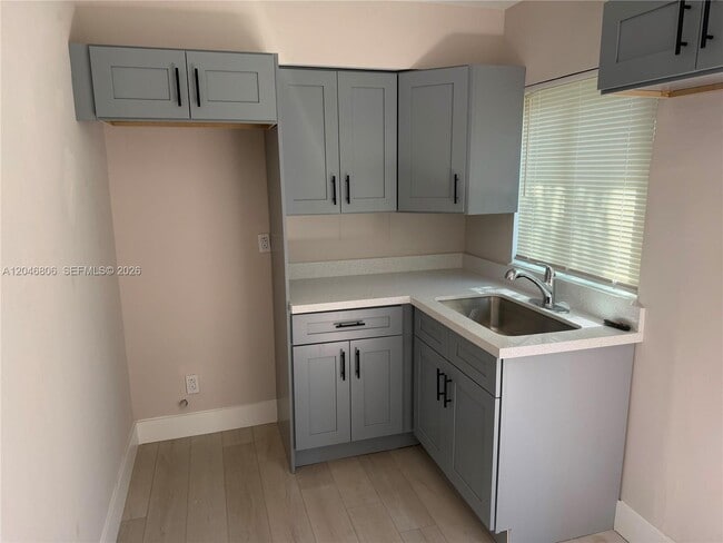 2214 N 25th Ave Unit 2216#1