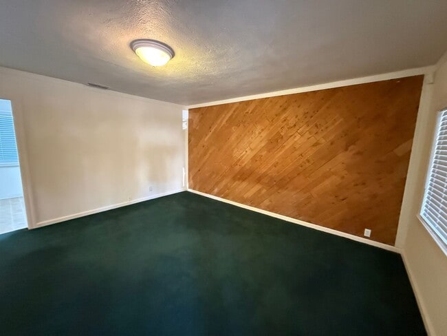 Photo - 1720 Vermont Ave