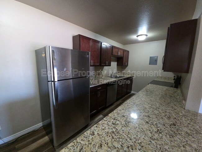 Photo - 512 Bell Ct Unit B6