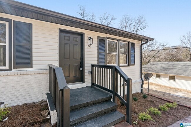 Photo - 313 Garden Hill Rd