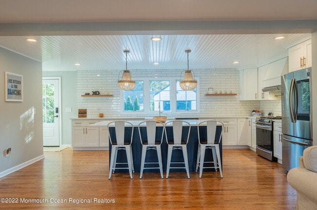 Photo - 624 Chicago Blvd