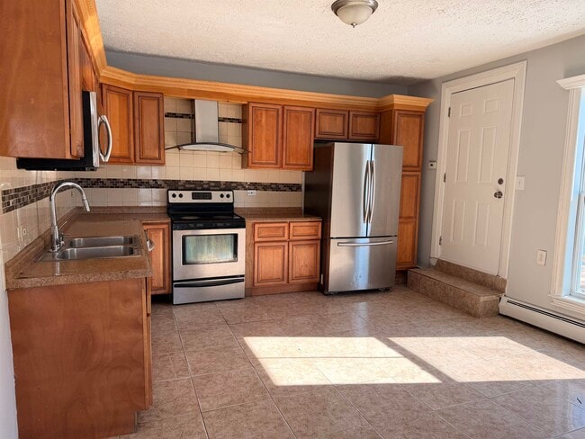 Photo - 99 Walnut St