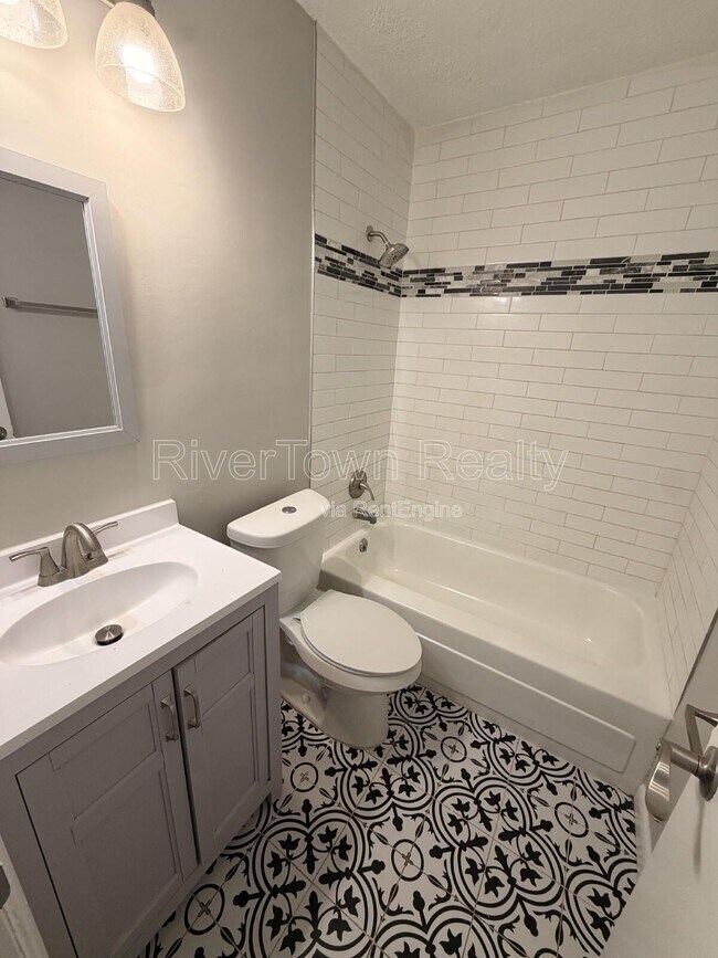Photo - 1174 Railton Rd