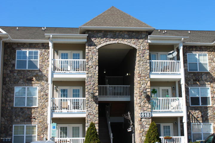 Beautiful 2 Bedroom 2 Bathroom Located in ... - Beautiful 2 Bedroom 2 Bathroom Located in ...