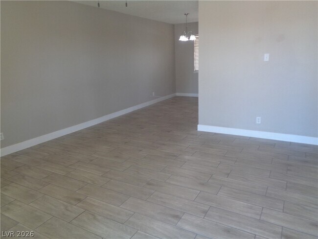 6244 Evergreen Ave