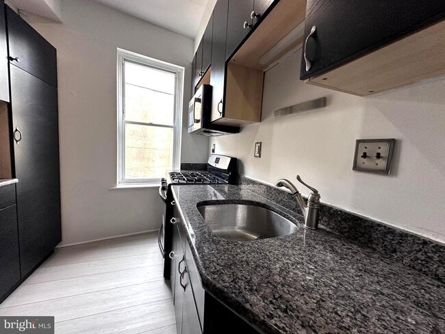 Photo - 909 S 8th St