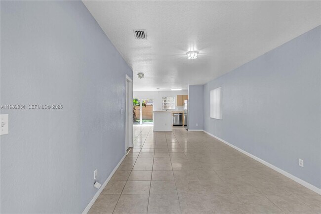 Photo - 2400 SW 87th Way