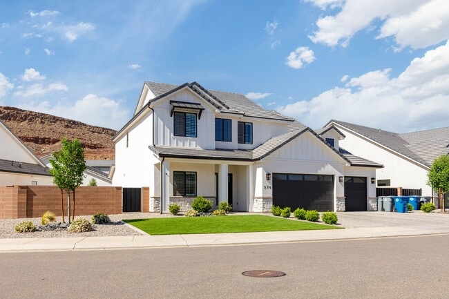 Photo - Beautiful 5 Bed 3.5 bath near Sunrise Valley Park In Washington.