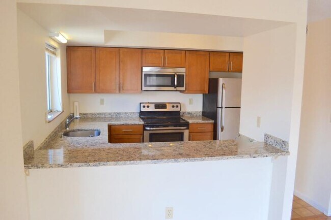 Building Photo - 340 Franklin St Unit 345-207 Rental
