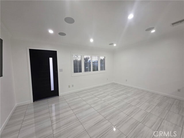 Photo - 11164 Tamarack Ave