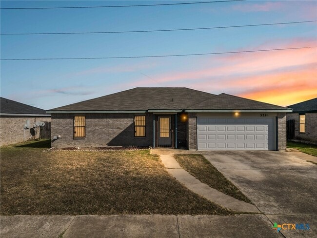 Building Photo - 3211 Tom Lockett Dr