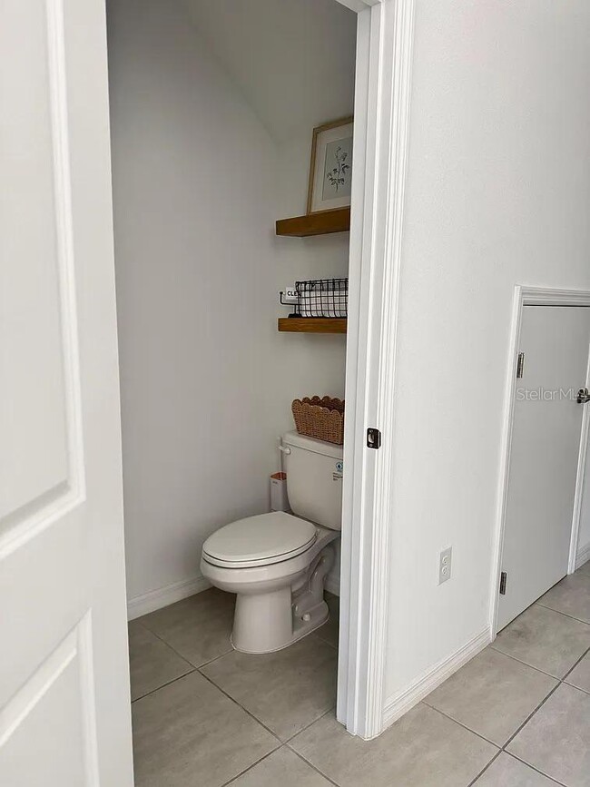 Photo - 1572 Swan Swim Dr