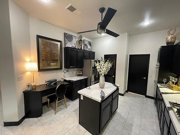 Photo - 122 Kavenish Dr