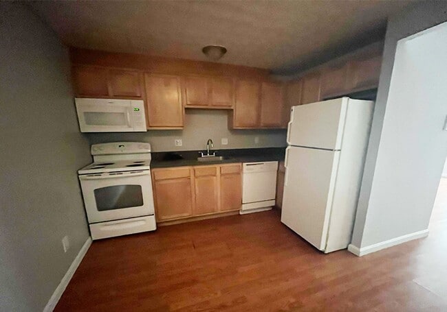 Building Photo - 525 Lowell Ave Unit 525-02