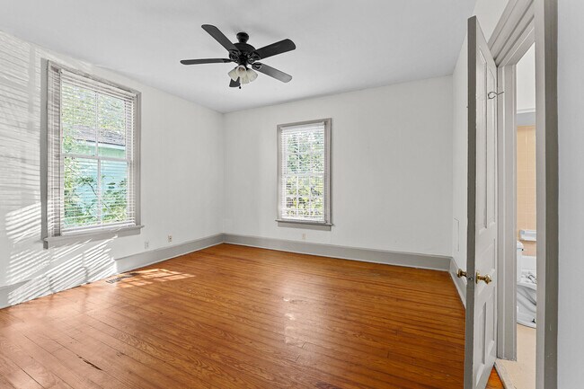 Photo - 320 Telfair St