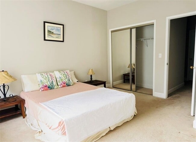 Photo - 2921 Lenox Rd NE Unit 108