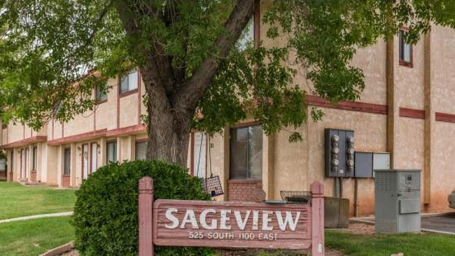 Sageview Townhome, 2 bedroom 1.5 bath with... - Sageview Townhome, 2 bedroom 1.5 bath with...