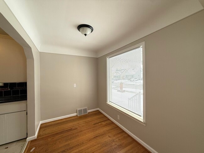 Photo - 2328 Detroit Ave