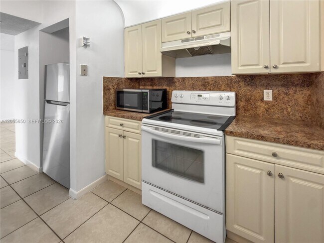 Photo - 8260 SW 210th St Unit 309