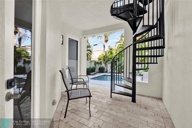 Photo - 425 N Ocean Blvd