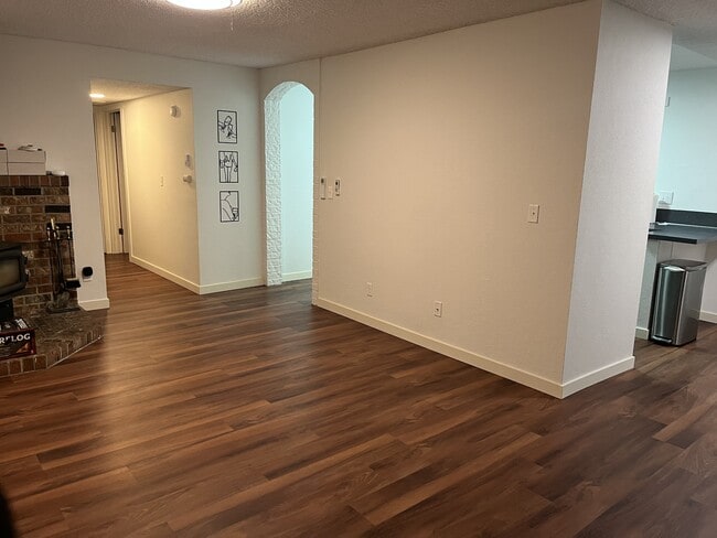 Photo - 4705 Lexington Pl NE