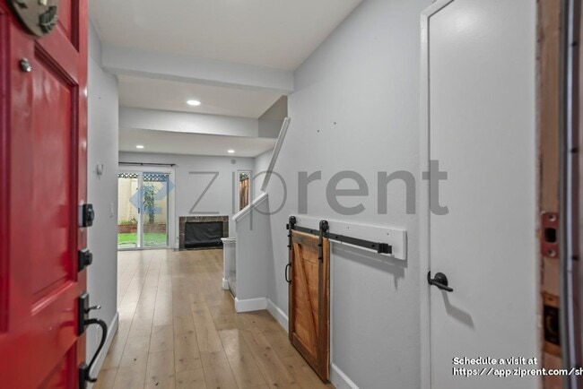 Photo - 567 Blue Jay Dr