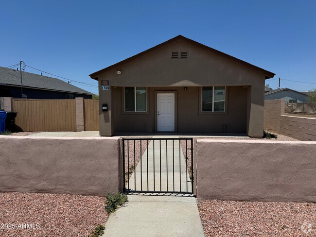 Building Photo - 1338 W Papago St Rental