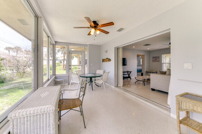 Photo - 1648 Idle Ln Unit SI ID1385816P