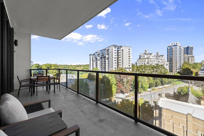 Photo - 2425 Peachtree Rd NE