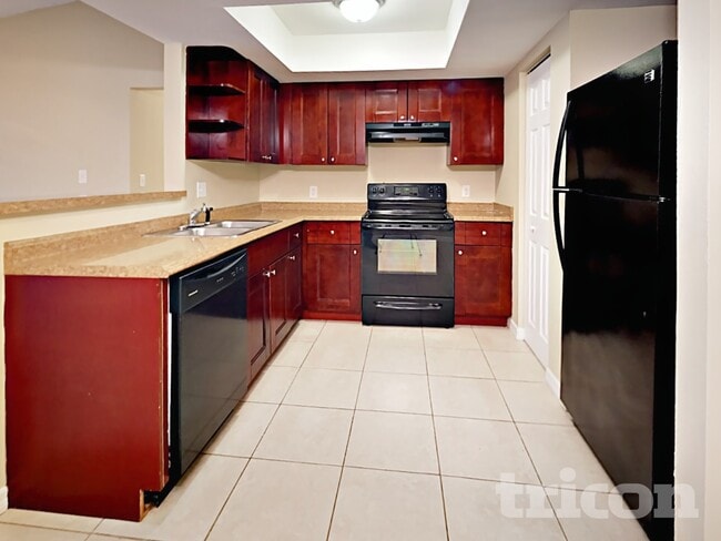 Photo - 5360 Alhambra Way S