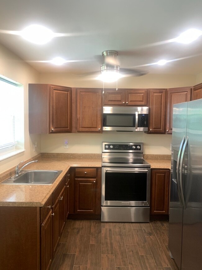 Photo - REMODELED 2 BR, 1 BATH 1 CAR GARAGE !